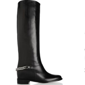 Christian Louboutin Cate boot flat with chain